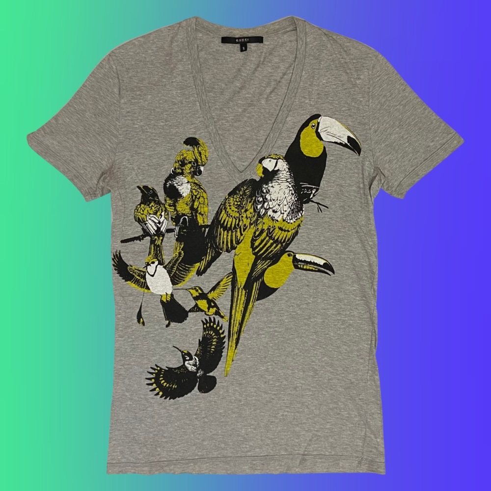 GUCCI Men’s Gray V Neck T-Shirt